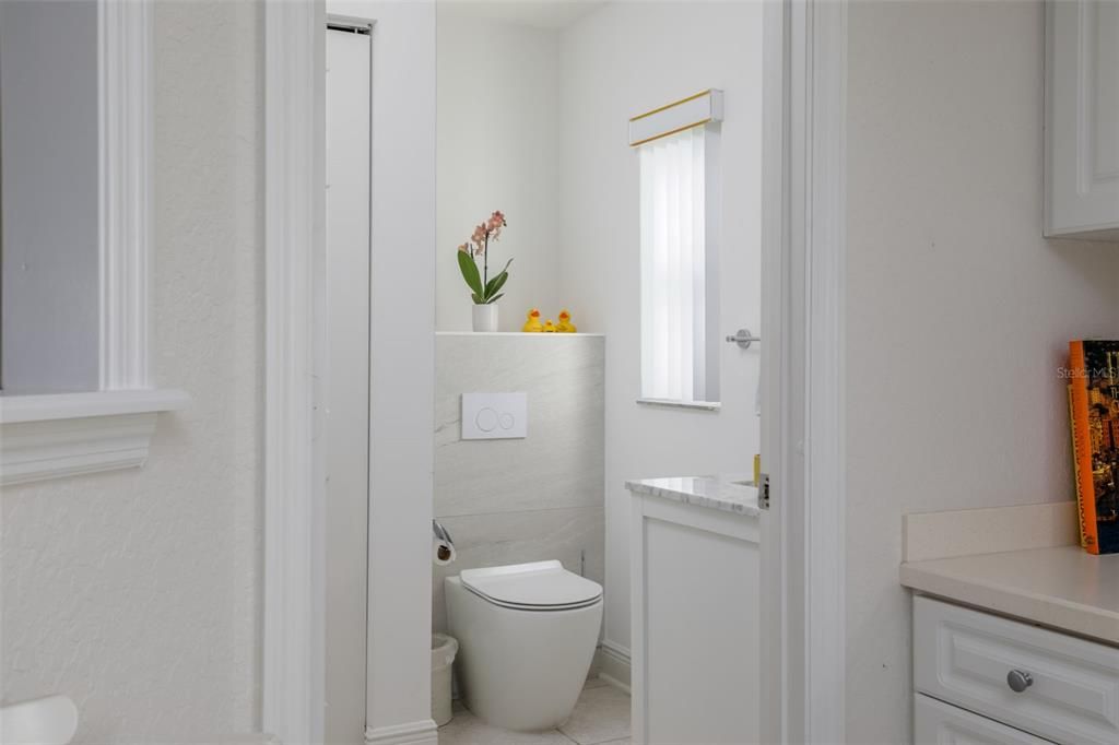 На продажу: $1,229,000 (3 спален, 2 ванн, 2448 Квадратных фут)