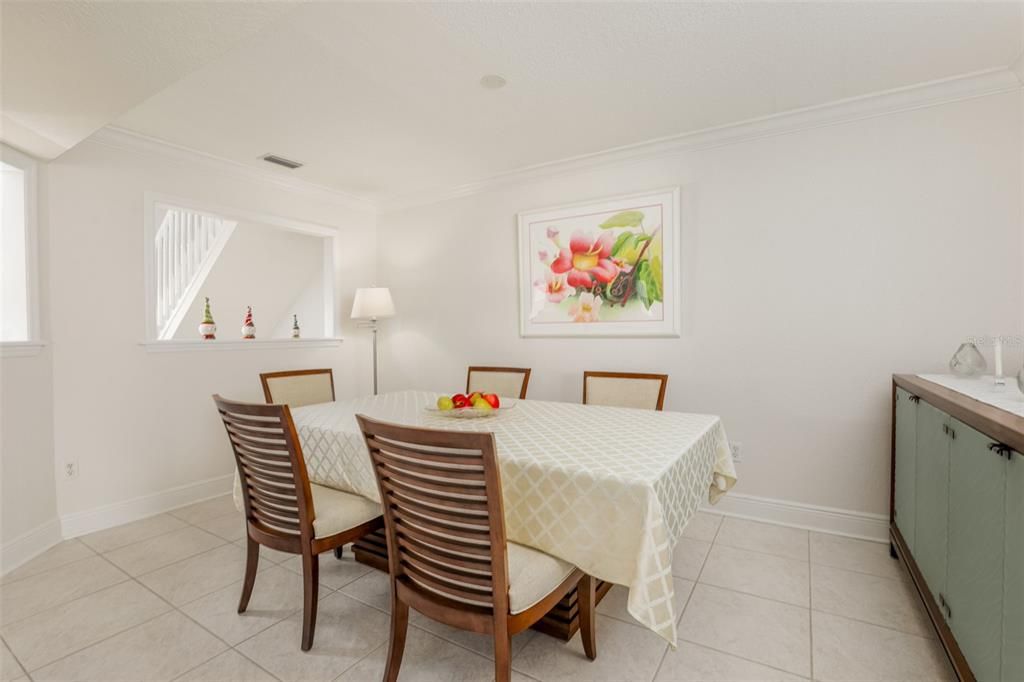 На продажу: $1,229,000 (3 спален, 2 ванн, 2448 Квадратных фут)