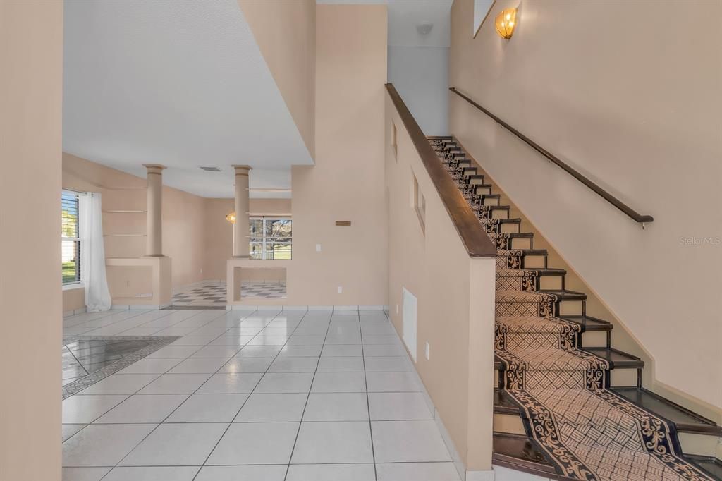 Active With Contract: $435,000 (4 beds, 2 baths, 2797 Square Feet)