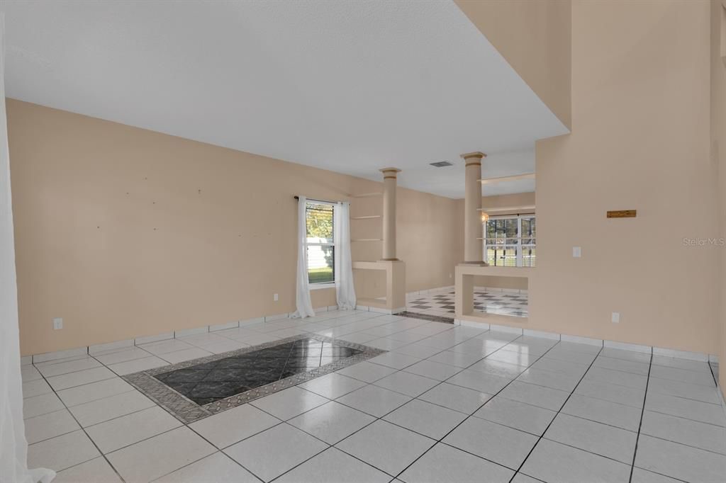 Active With Contract: $435,000 (4 beds, 2 baths, 2797 Square Feet)