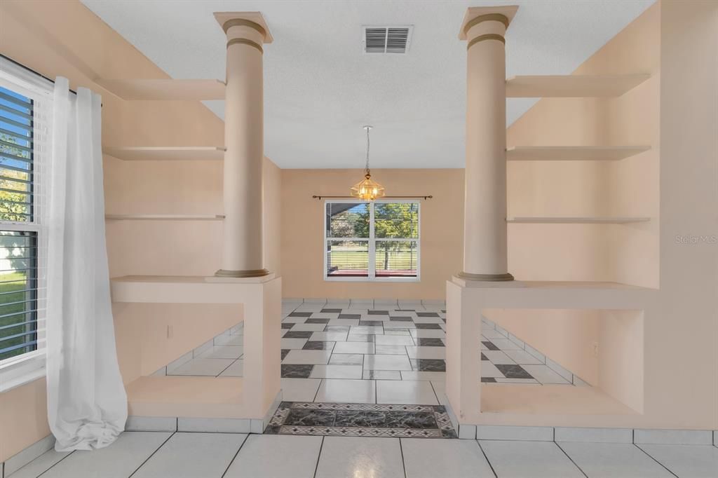 Active With Contract: $435,000 (4 beds, 2 baths, 2797 Square Feet)