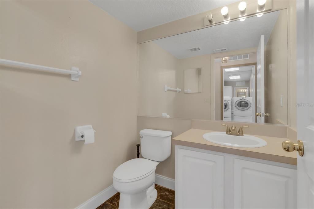 Active With Contract: $435,000 (4 beds, 2 baths, 2797 Square Feet)