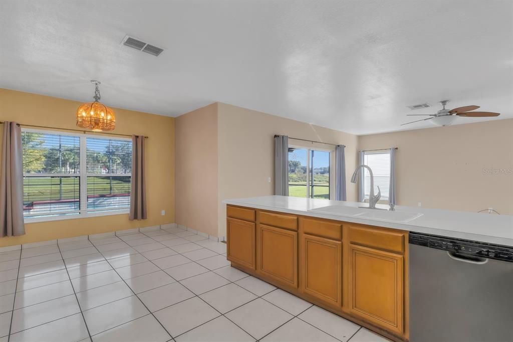 Active With Contract: $435,000 (4 beds, 2 baths, 2797 Square Feet)