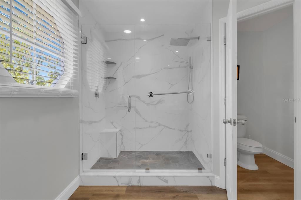 Active With Contract: $435,000 (4 beds, 2 baths, 2797 Square Feet)