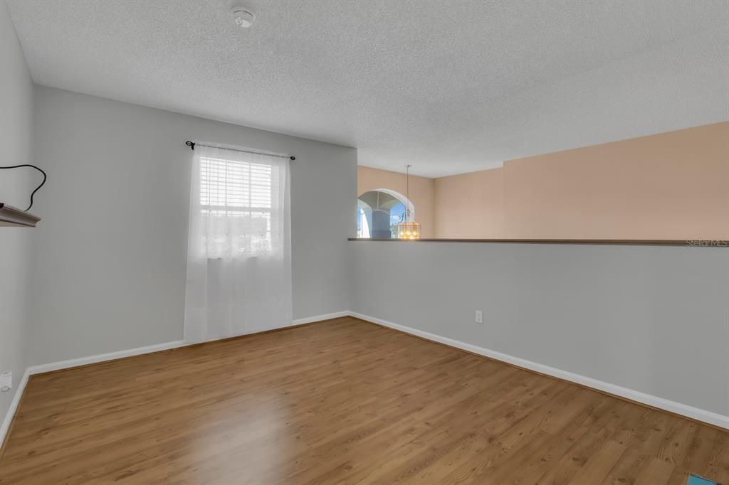 Active With Contract: $435,000 (4 beds, 2 baths, 2797 Square Feet)