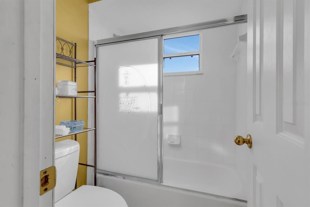 Active With Contract: $435,000 (4 beds, 2 baths, 2797 Square Feet)