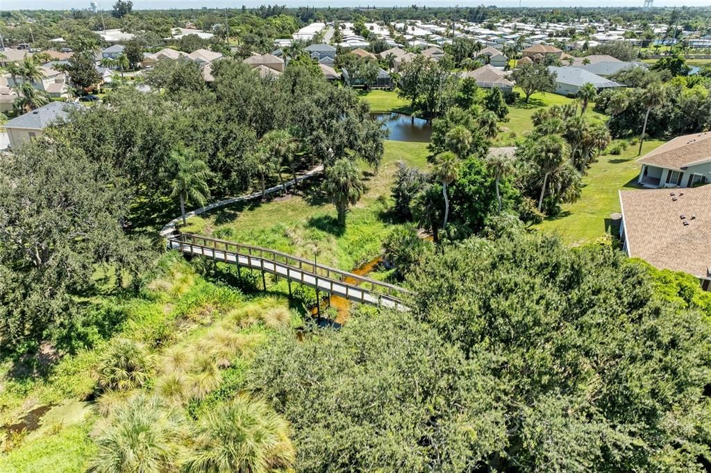 合同活跃: $309,500 (3 贝兹, 2 浴室, 1277 平方英尺)