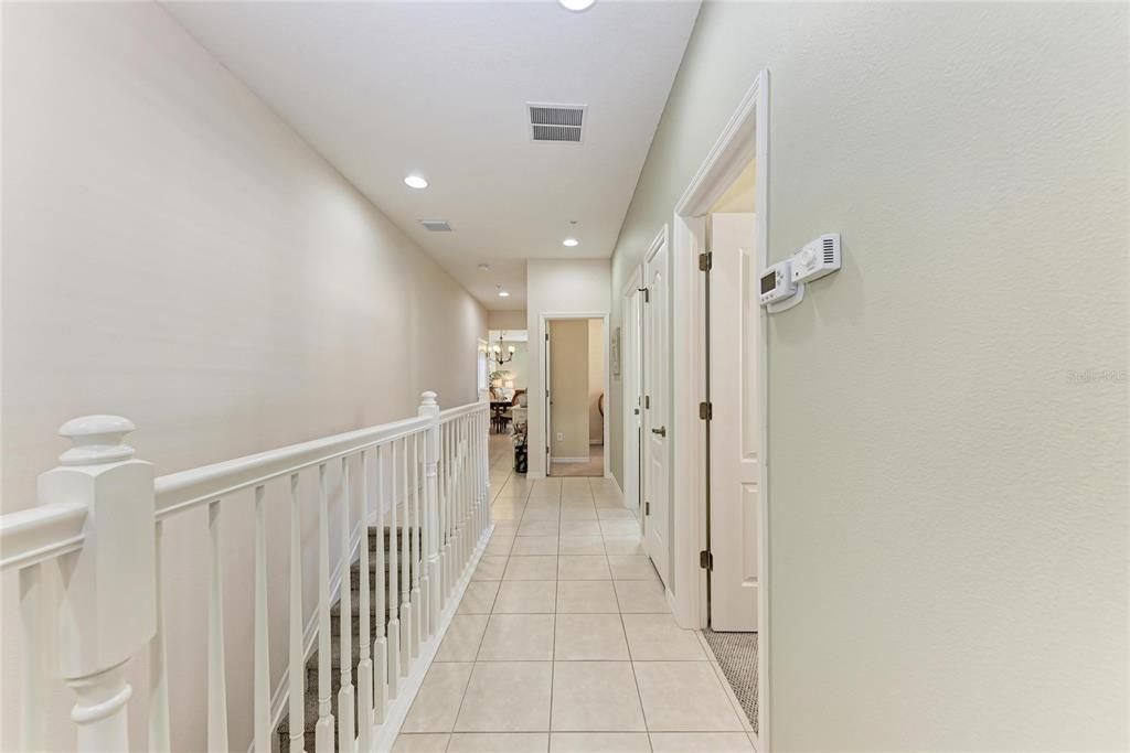 合同活跃: $309,500 (3 贝兹, 2 浴室, 1277 平方英尺)