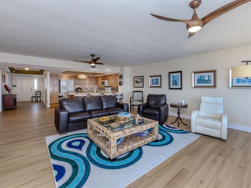 For Sale: $495,000 (3 beds, 2 baths, 1916 Square Feet)