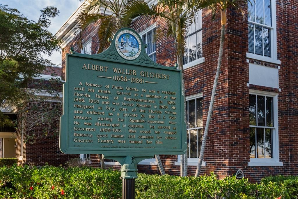 For Sale: $495,000 (3 beds, 2 baths, 1916 Square Feet)