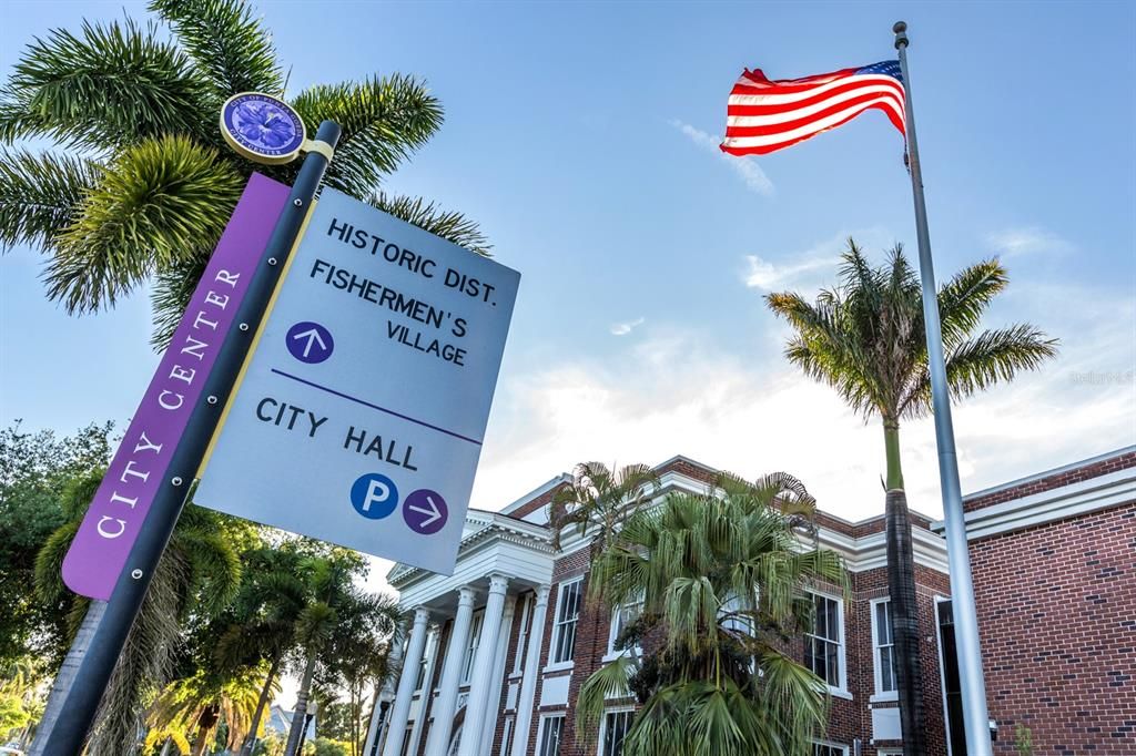 For Sale: $495,000 (3 beds, 2 baths, 1916 Square Feet)