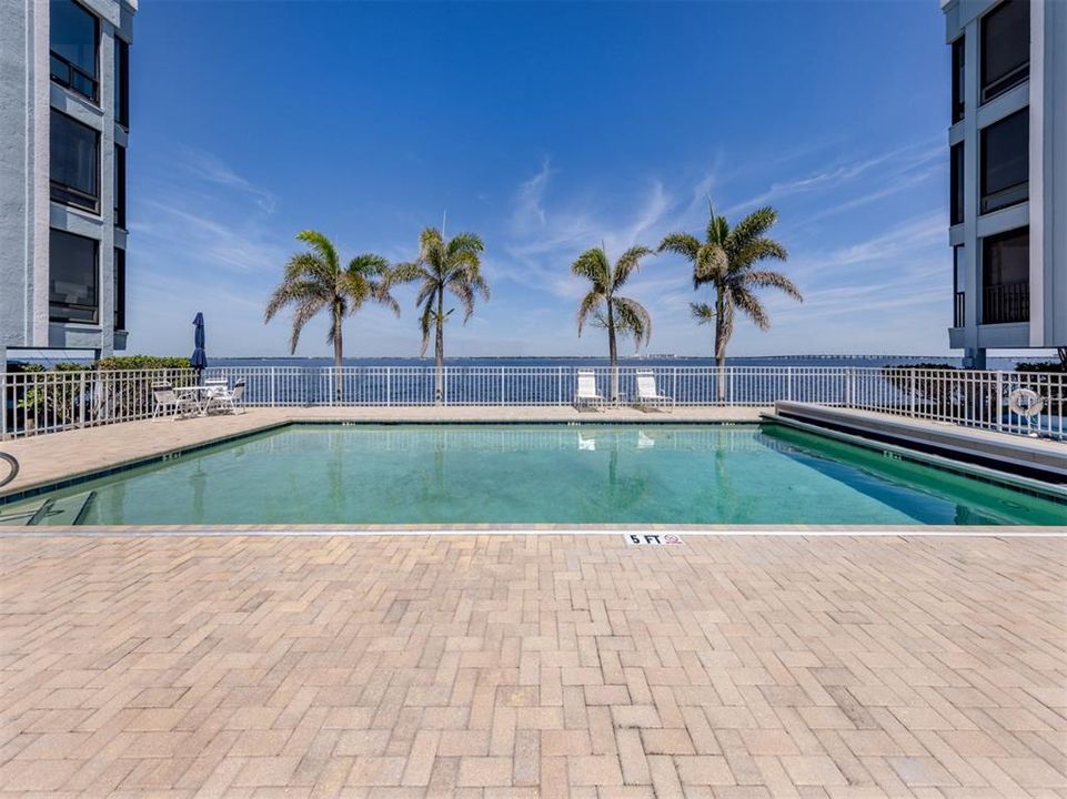 For Sale: $495,000 (3 beds, 2 baths, 1916 Square Feet)