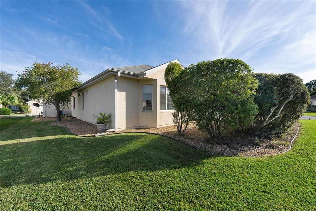 En Venta: $350,000 (2 camas, 2 baños, 2119 Pies cuadrados)