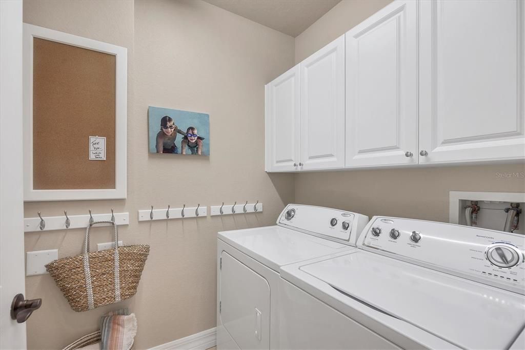 На продажу: $321,900 (2 спален, 2 ванн, 1485 Квадратных фут)