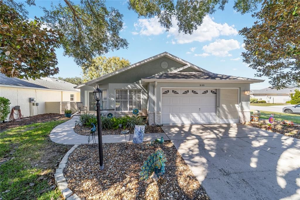 For Sale: $262,000 (2 beds, 2 baths, 2164 Square Feet)