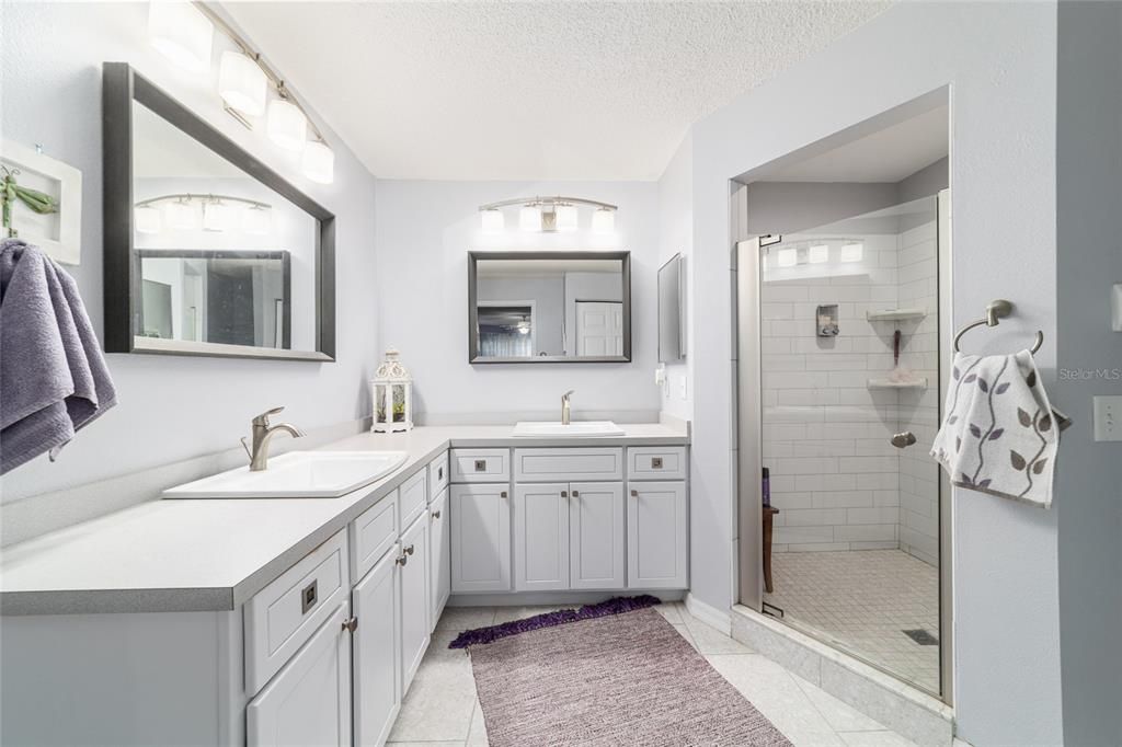 For Sale: $262,000 (2 beds, 2 baths, 2164 Square Feet)