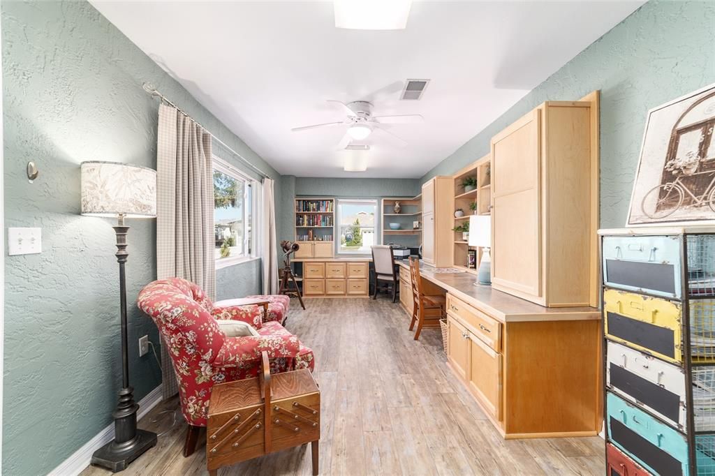 For Sale: $262,000 (2 beds, 2 baths, 2164 Square Feet)