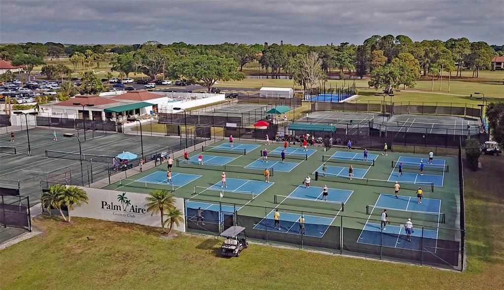 На продажу: $175,000 (2 спален, 2 ванн, 1090 Квадратных фут)