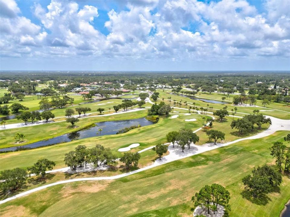 На продажу: $175,000 (2 спален, 2 ванн, 1090 Квадратных фут)