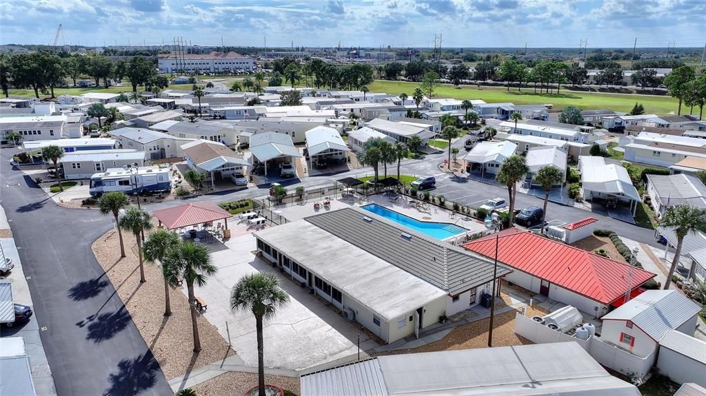 На продажу: $181,000 (2 спален, 1 ванн, 700 Квадратных фут)