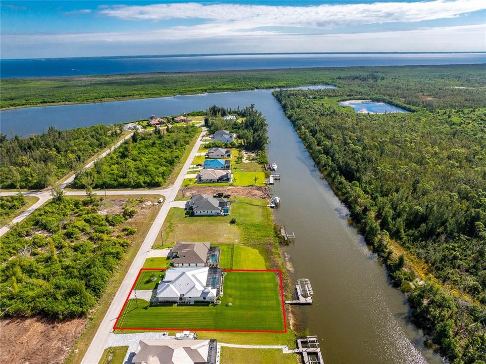 For Sale: $1,499,000 (3 beds, 3 baths, 2389 Square Feet)