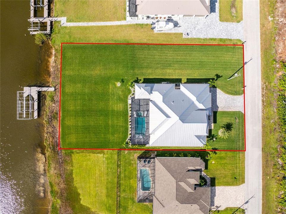 For Sale: $1,499,000 (3 beds, 3 baths, 2389 Square Feet)