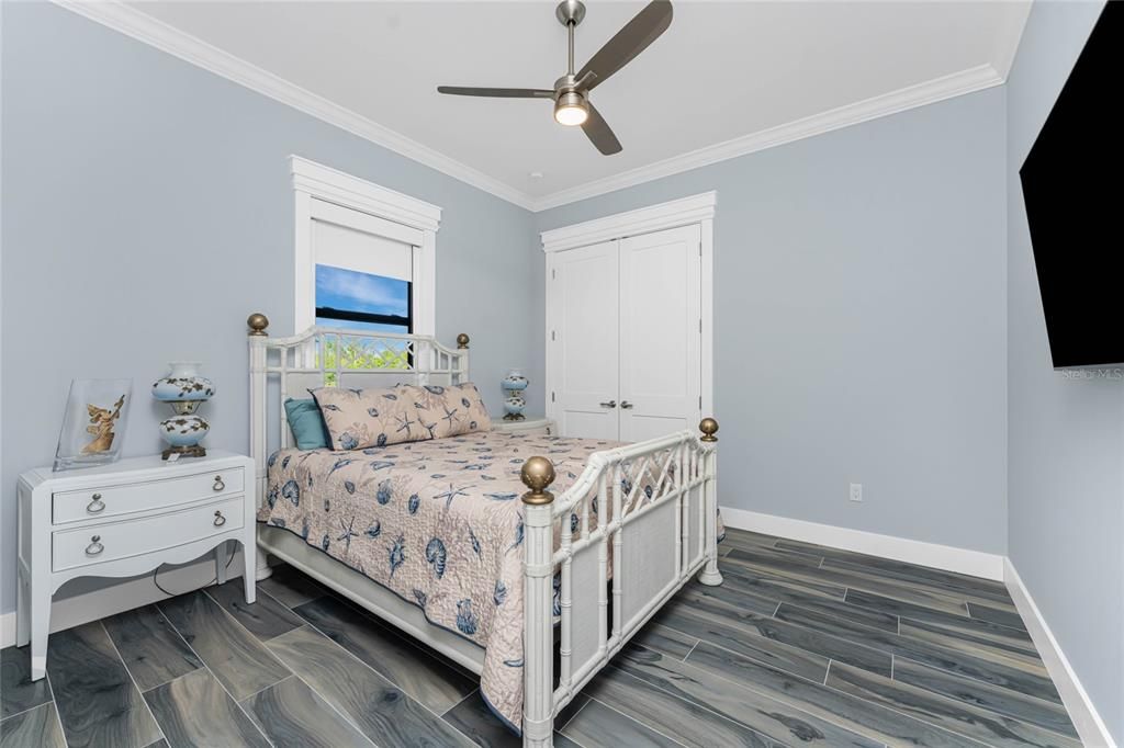 For Sale: $1,499,000 (3 beds, 3 baths, 2389 Square Feet)