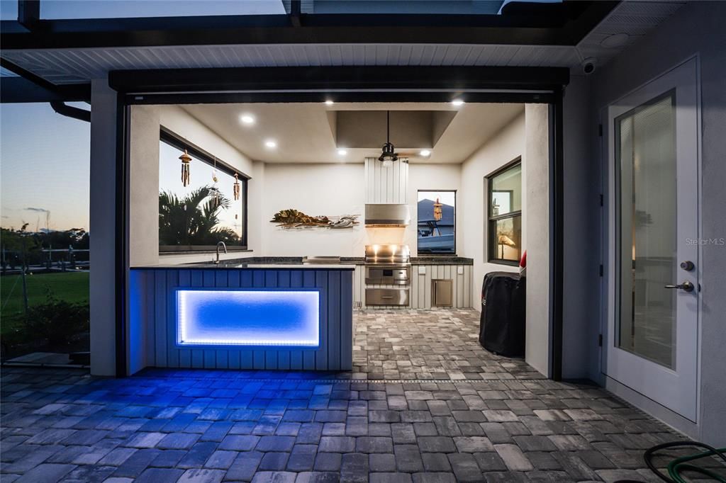 For Sale: $1,499,000 (3 beds, 3 baths, 2389 Square Feet)