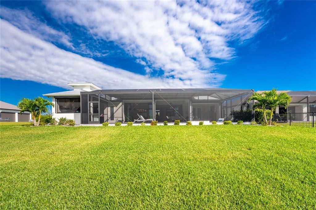 For Sale: $1,499,000 (3 beds, 3 baths, 2389 Square Feet)