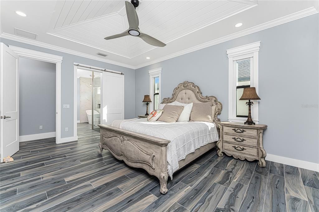 For Sale: $1,499,000 (3 beds, 3 baths, 2389 Square Feet)