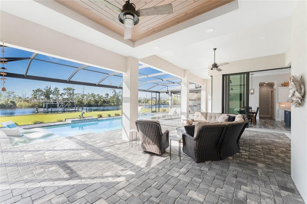 For Sale: $1,499,000 (3 beds, 3 baths, 2389 Square Feet)