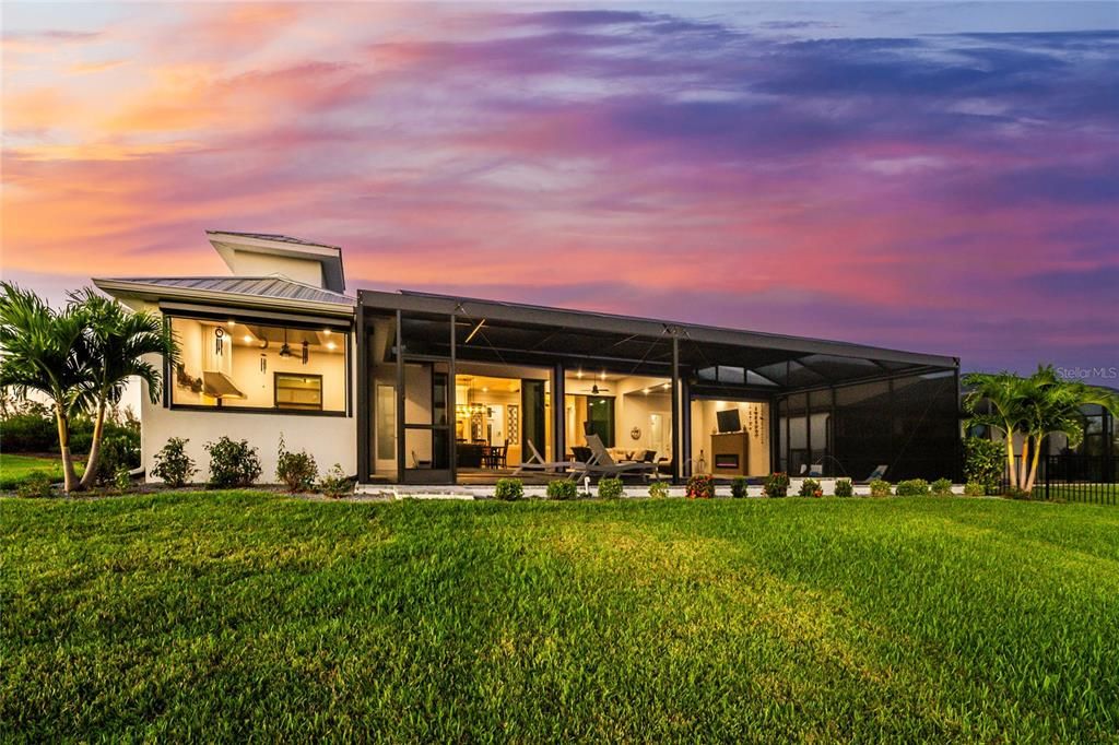 For Sale: $1,499,000 (3 beds, 3 baths, 2389 Square Feet)