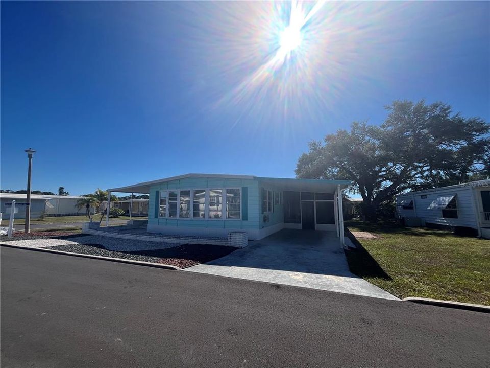 待售: $175,000 (2 贝兹, 2 浴室, 1296 平方英尺)