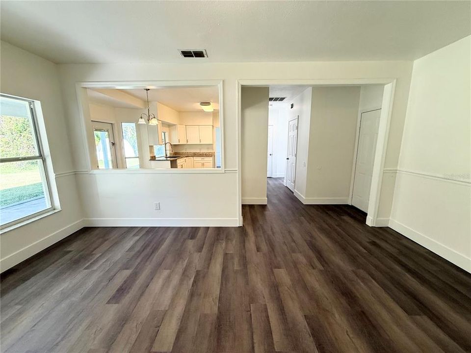 В аренду: $2,850 (4 спален, 3 ванн, 2168 Квадратных фут)