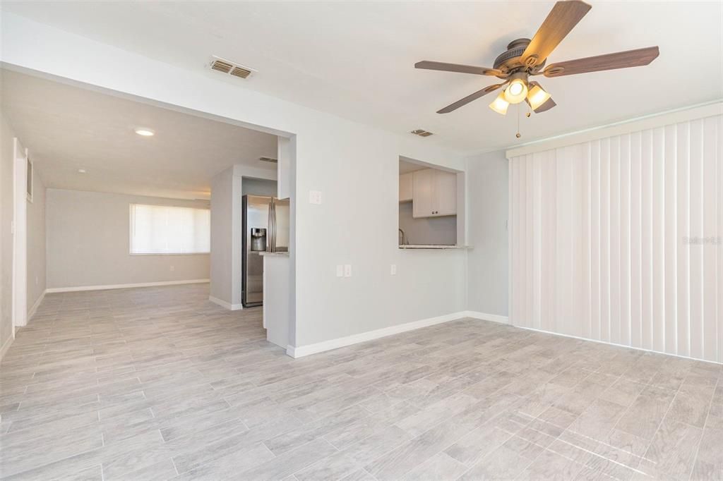 For Rent: $1,565 (2 beds, 1 baths, 1297 Square Feet)