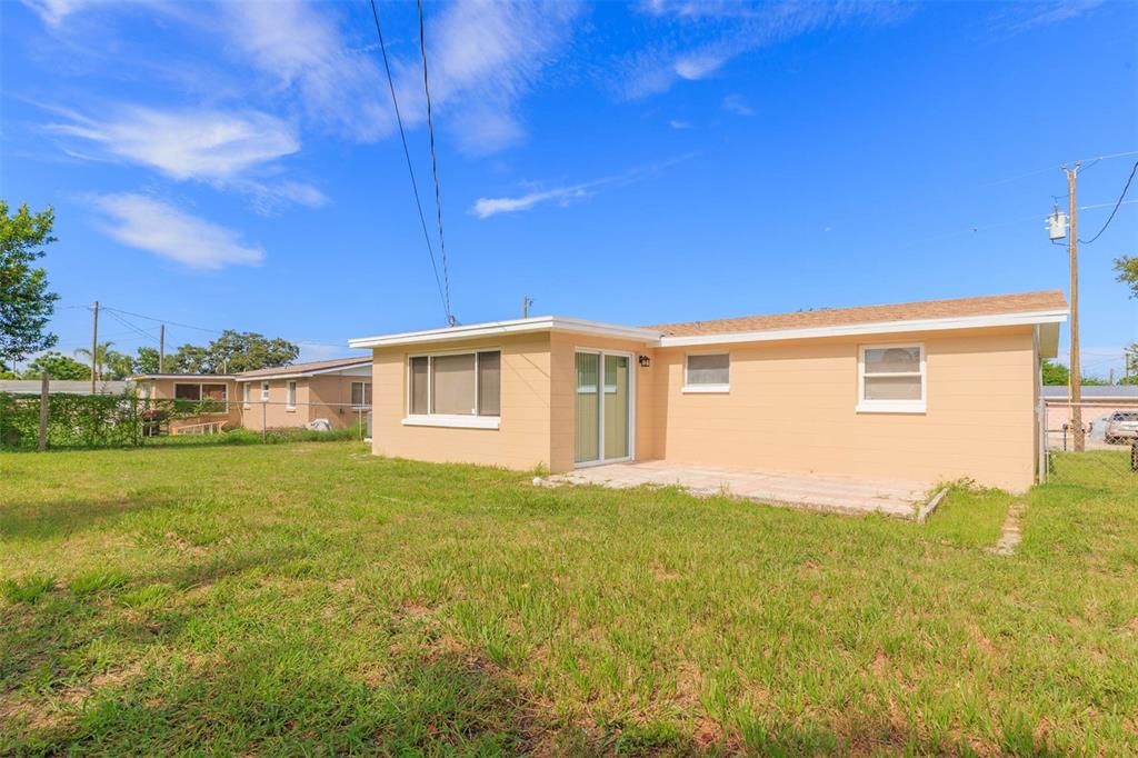 For Rent: $1,565 (2 beds, 1 baths, 1297 Square Feet)