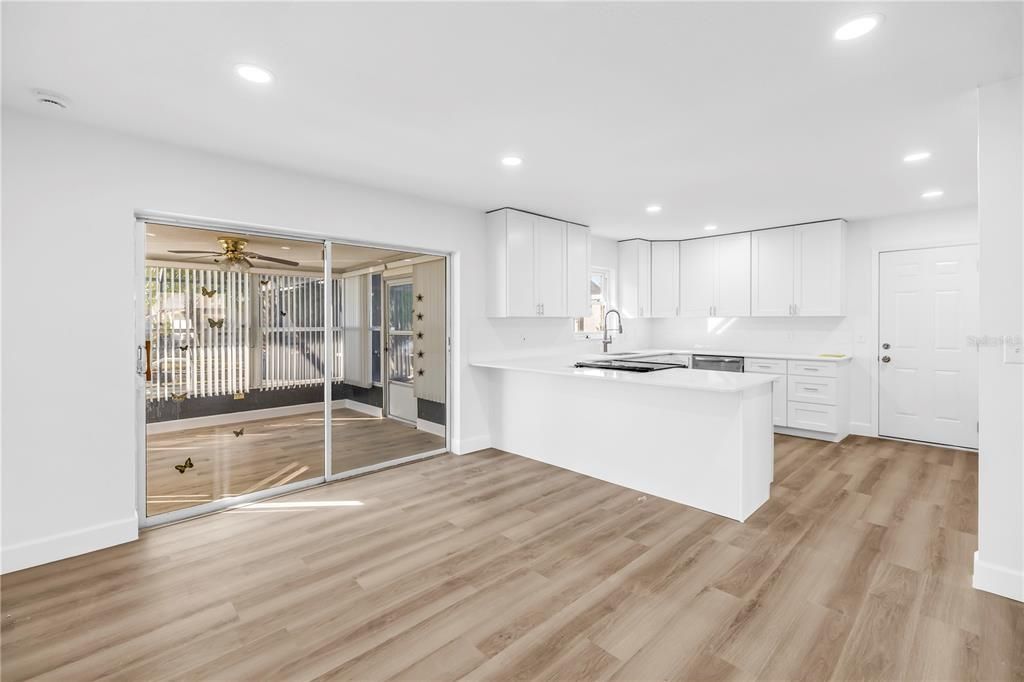 На продажу: $359,000 (3 спален, 2 ванн, 1232 Квадратных фут)