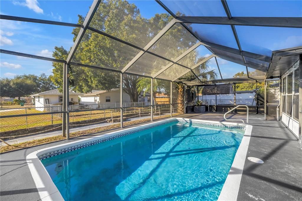 На продажу: $359,000 (3 спален, 2 ванн, 1232 Квадратных фут)