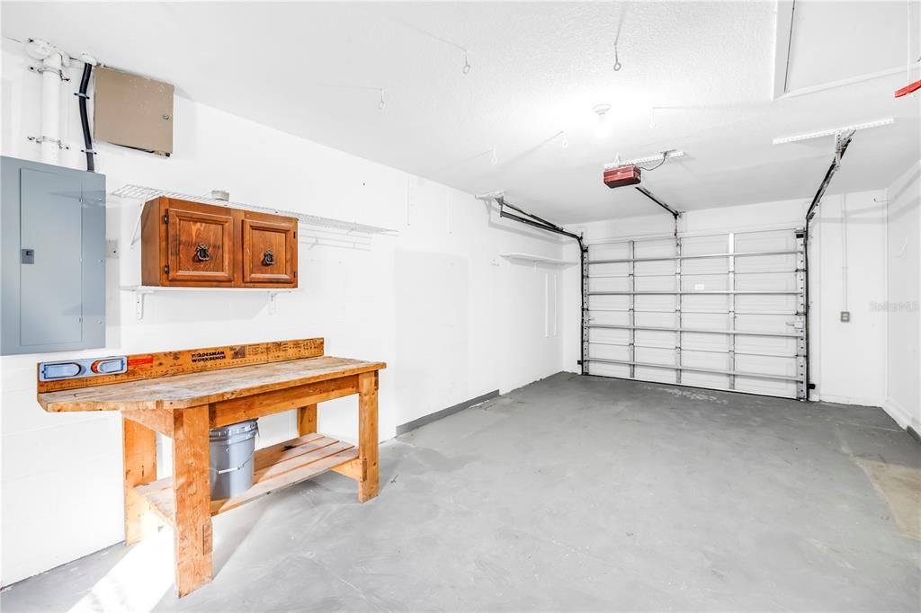 На продажу: $359,000 (3 спален, 2 ванн, 1232 Квадратных фут)