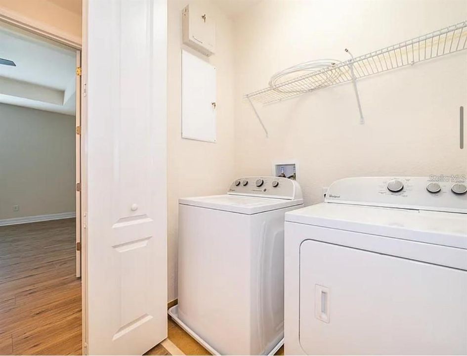 For Rent: $2,700 (3 beds, 2 baths, 1725 Square Feet)