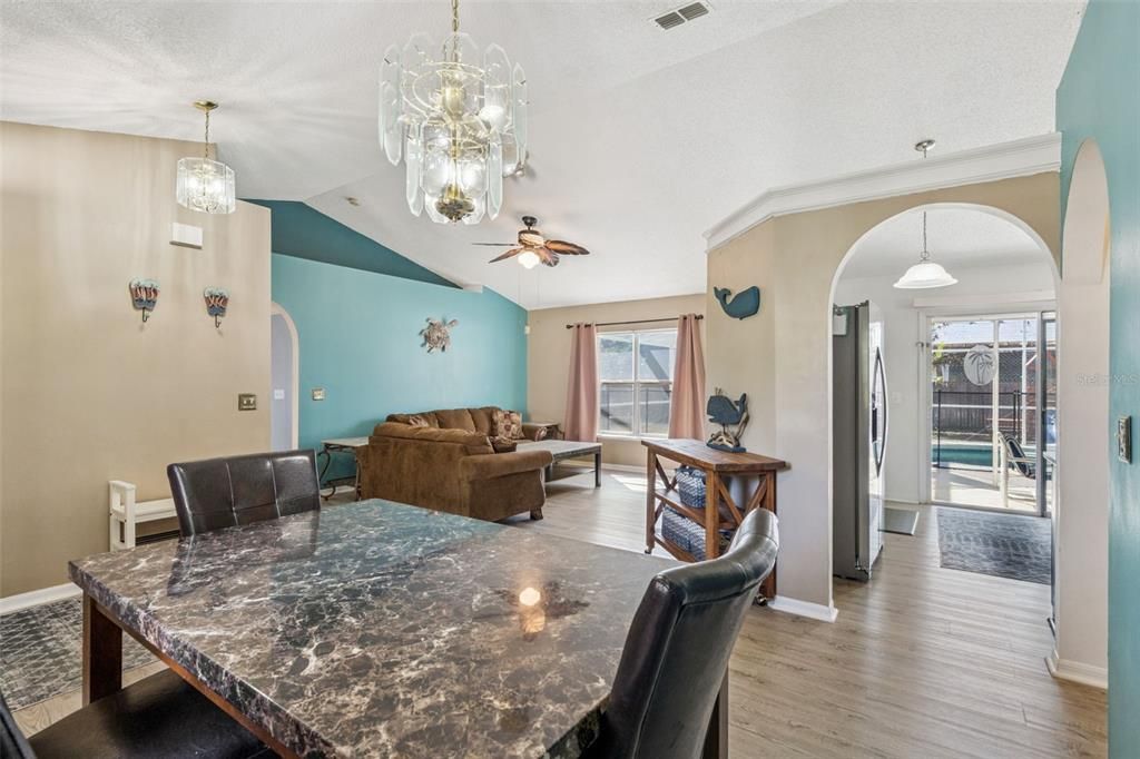 Active With Contract: $330,000 (4 beds, 2 baths, 1738 Square Feet)