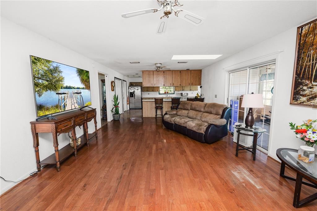 待售: $499,000 (3 贝兹, 2 浴室, 3153 平方英尺)