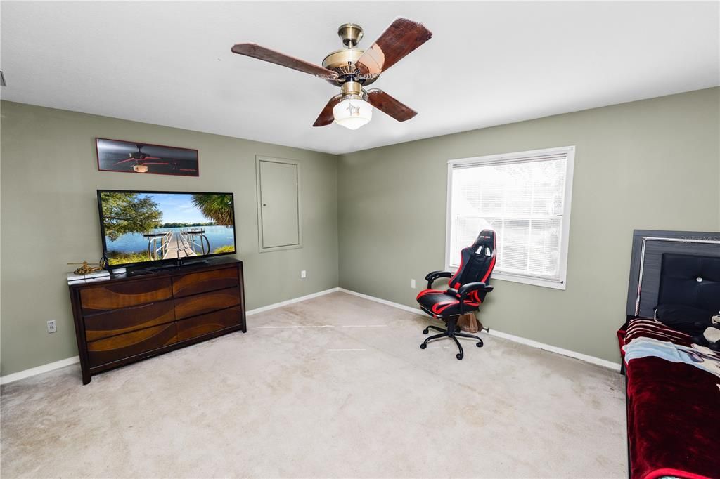 待售: $499,000 (3 贝兹, 2 浴室, 3153 平方英尺)