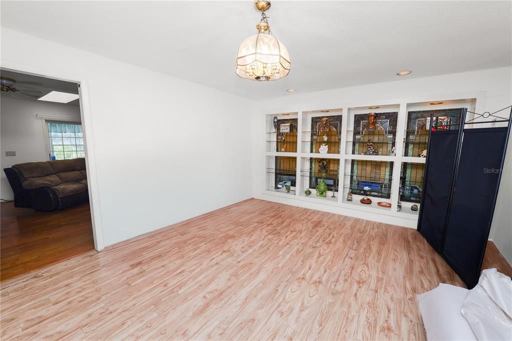 待售: $499,000 (3 贝兹, 2 浴室, 3153 平方英尺)