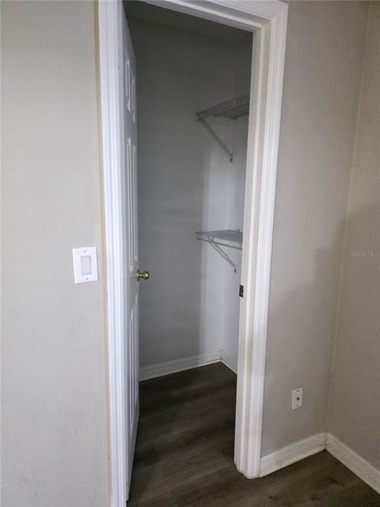 For Rent: $1,800 (3 beds, 2 baths, 1168 Square Feet)