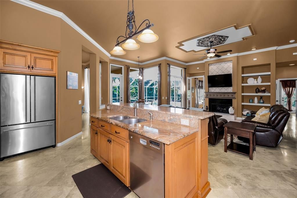 Active With Contract: $809,900 (4 beds, 3 baths, 2698 Square Feet)