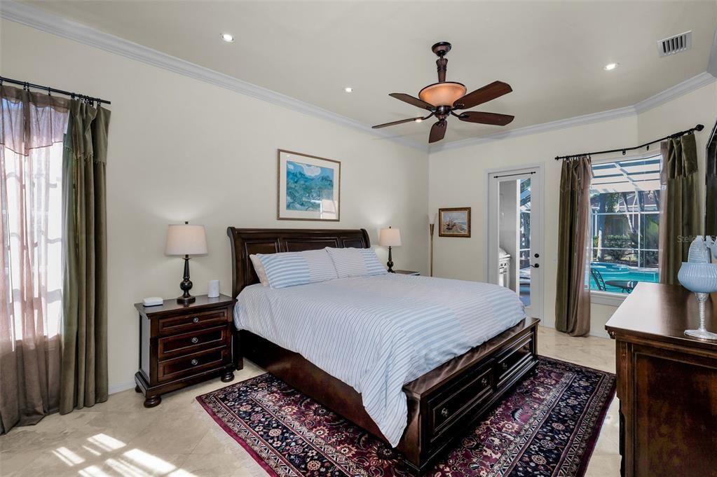 Active With Contract: $809,900 (4 beds, 3 baths, 2698 Square Feet)