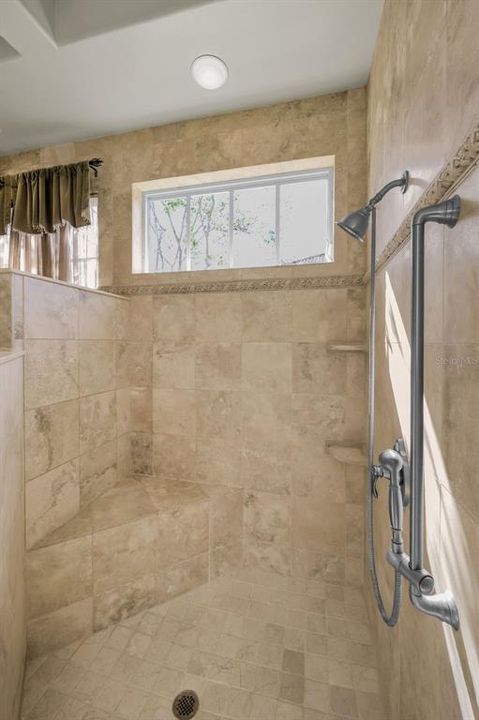 Active With Contract: $809,900 (4 beds, 3 baths, 2698 Square Feet)