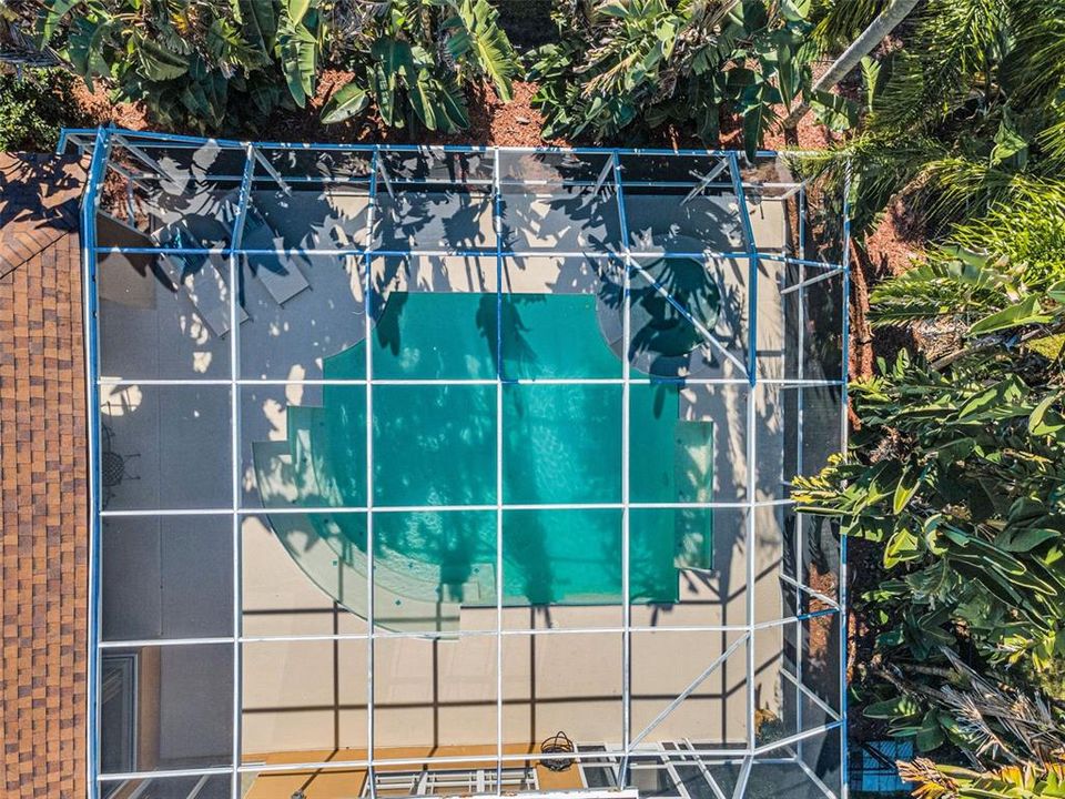 Active With Contract: $809,900 (4 beds, 3 baths, 2698 Square Feet)