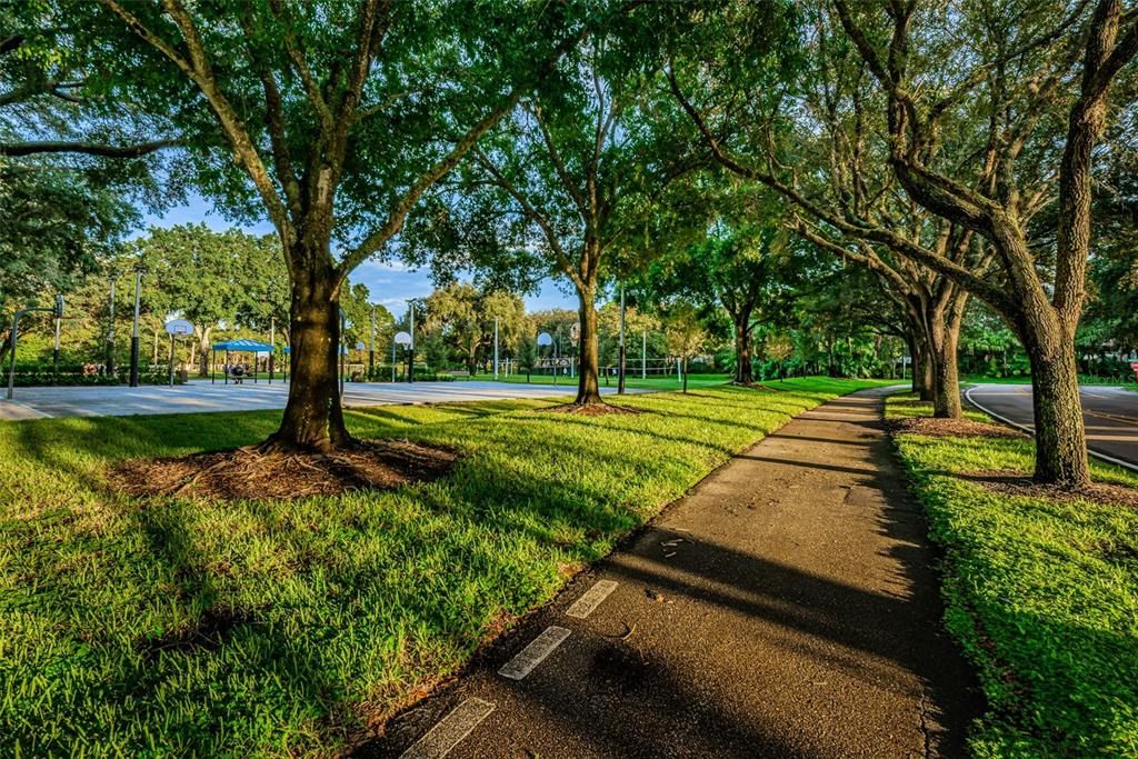 Active With Contract: $809,900 (4 beds, 3 baths, 2698 Square Feet)